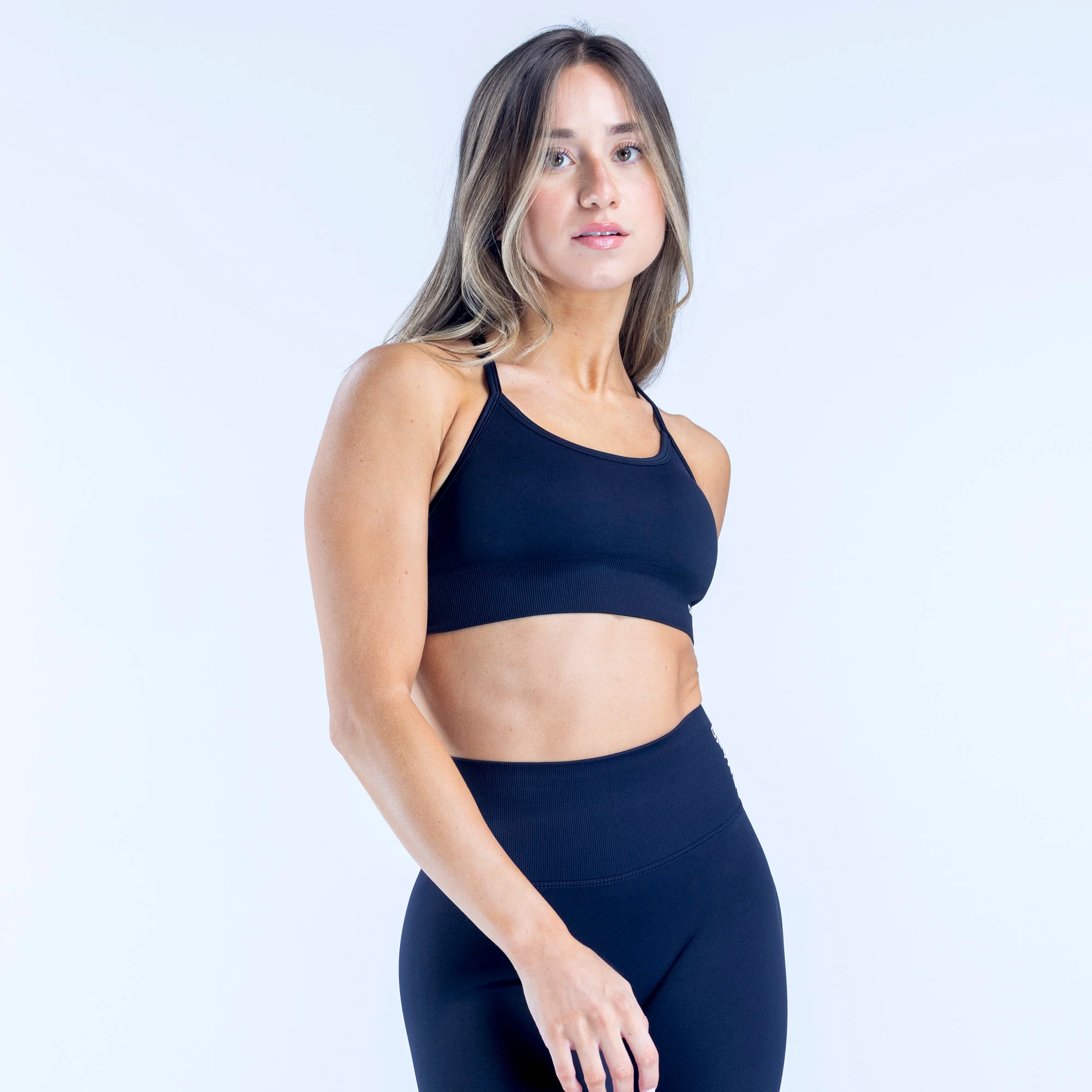 Dynamic Backless Sports Bra - Image 3