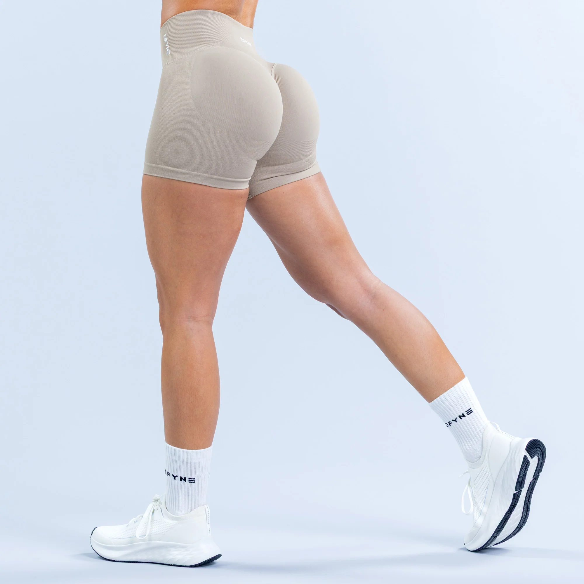 Hannah Pearson Shorts | 4.5" - Image 4